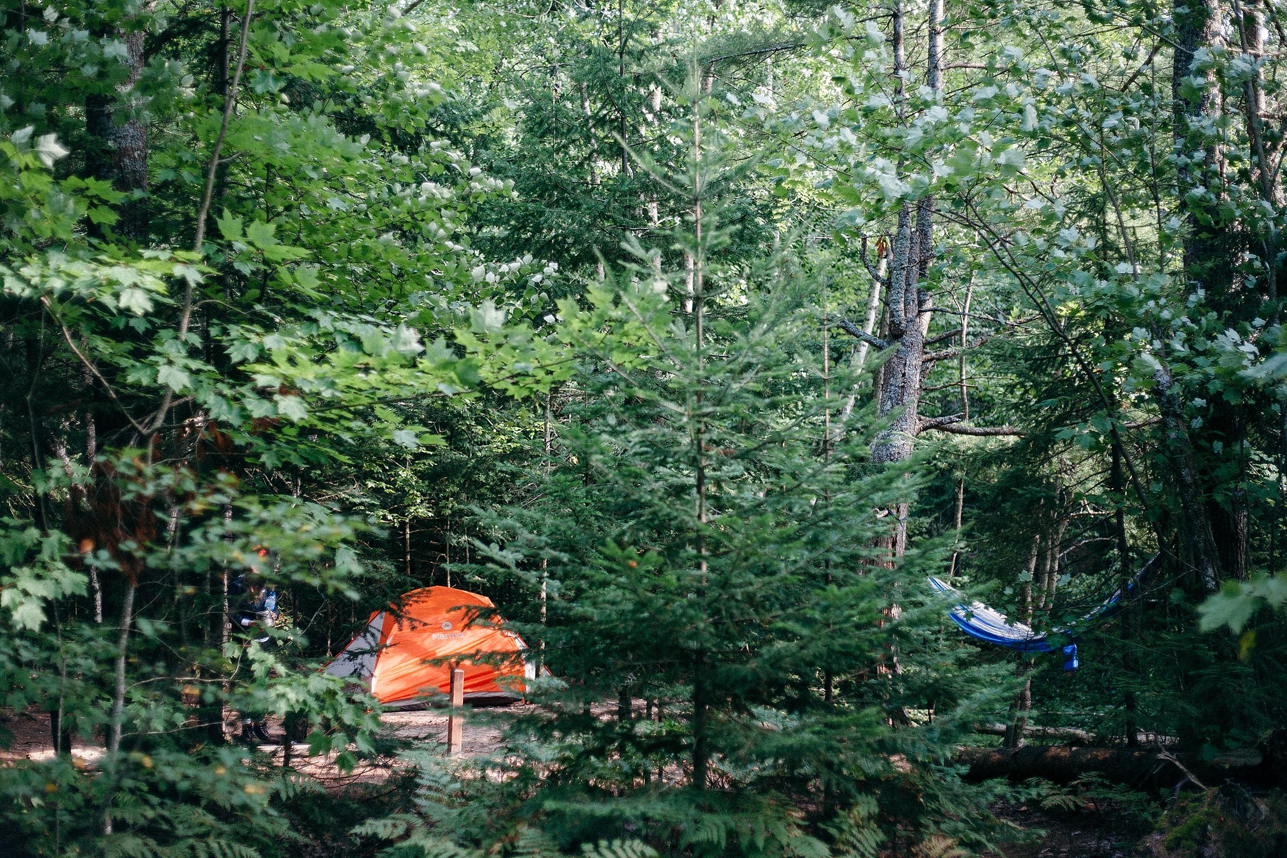 backpacking-michigan-upper-peninsula-pictured-rocks-camping-lake-superior_0049.jpg