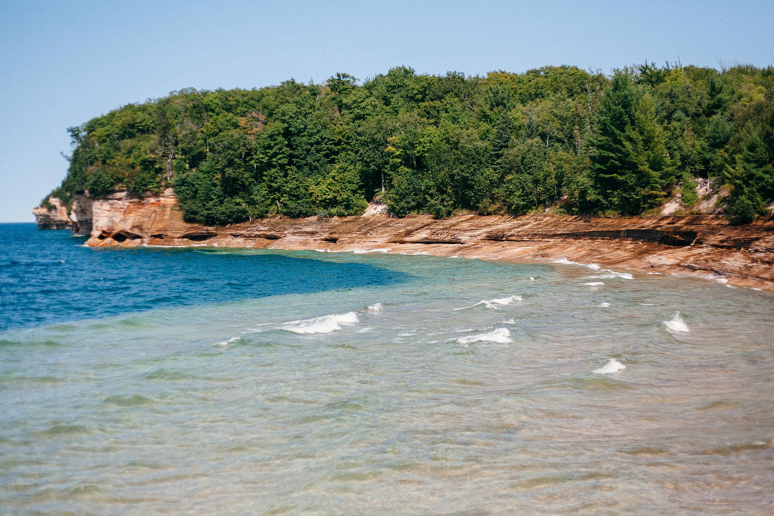 backpacking-michigan-upper-peninsula-pictured-rocks-camping-lake-superior_0070.jpg