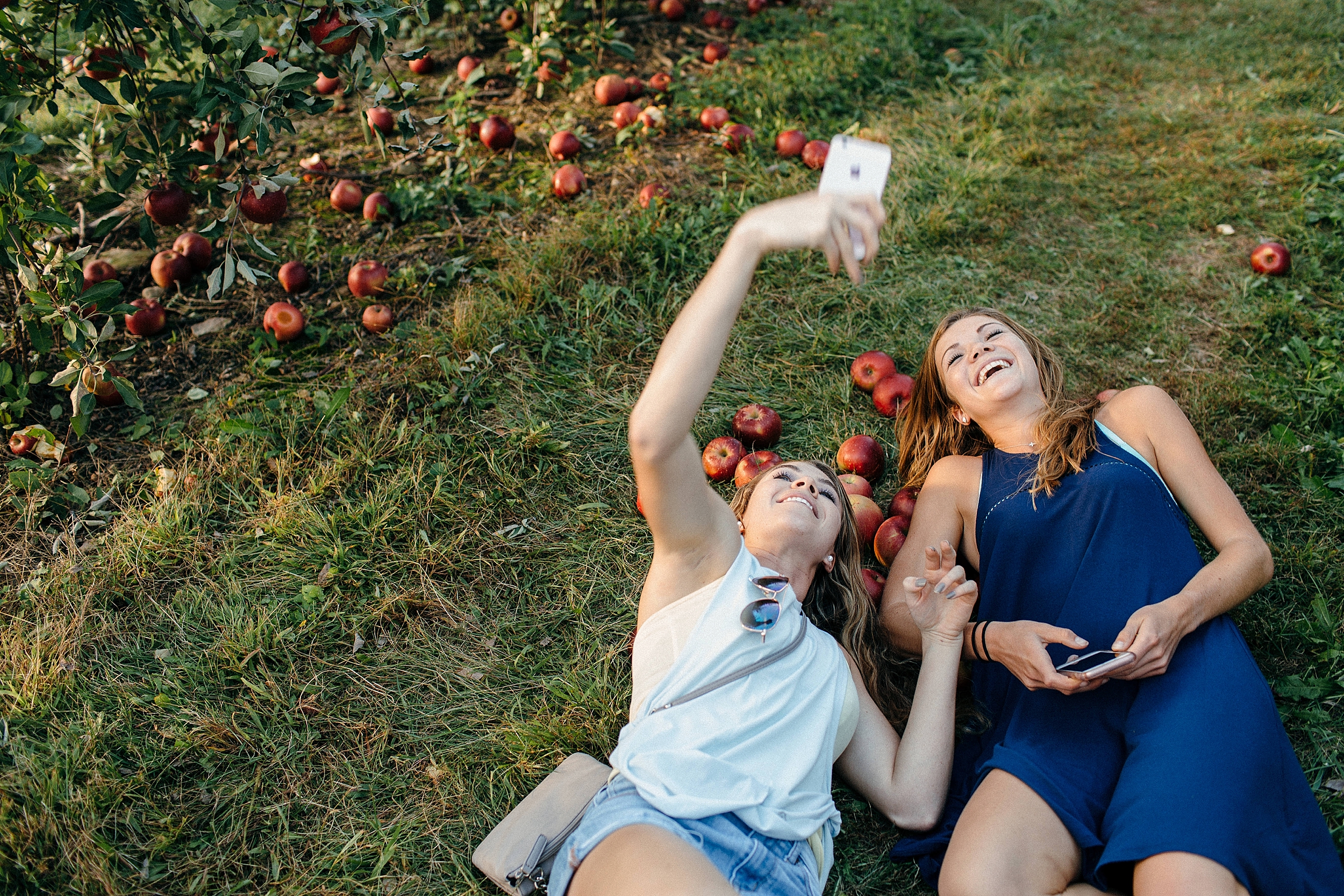 sisters-weekend-apple-picking-in-columbus-ohio_0020.jpg