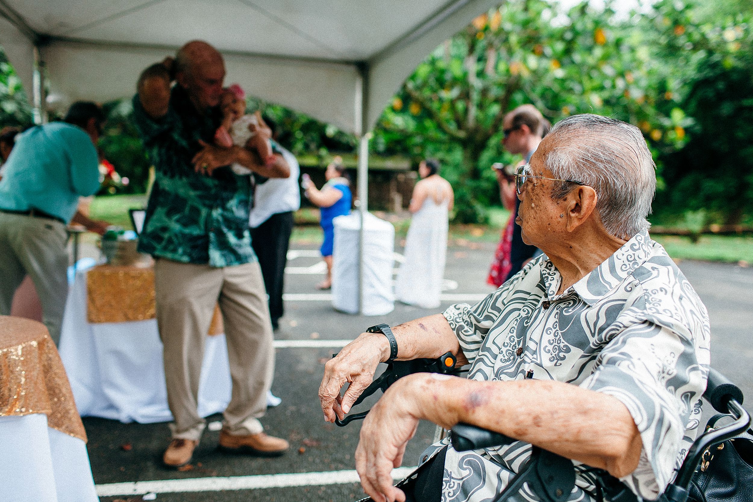  Ho'omaluhia Mountain Wedding - A Small Hawaii Elopement 