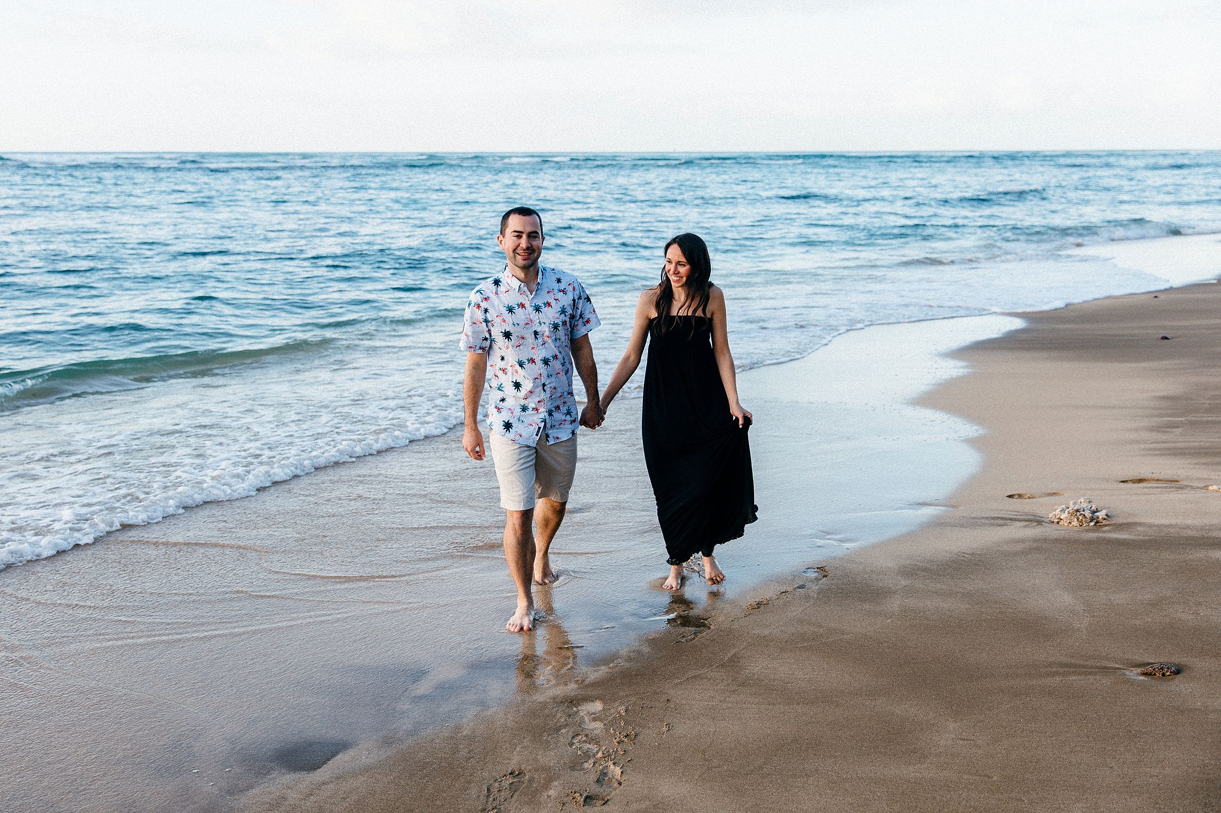 Honeymoon beach portraits in Hawaii