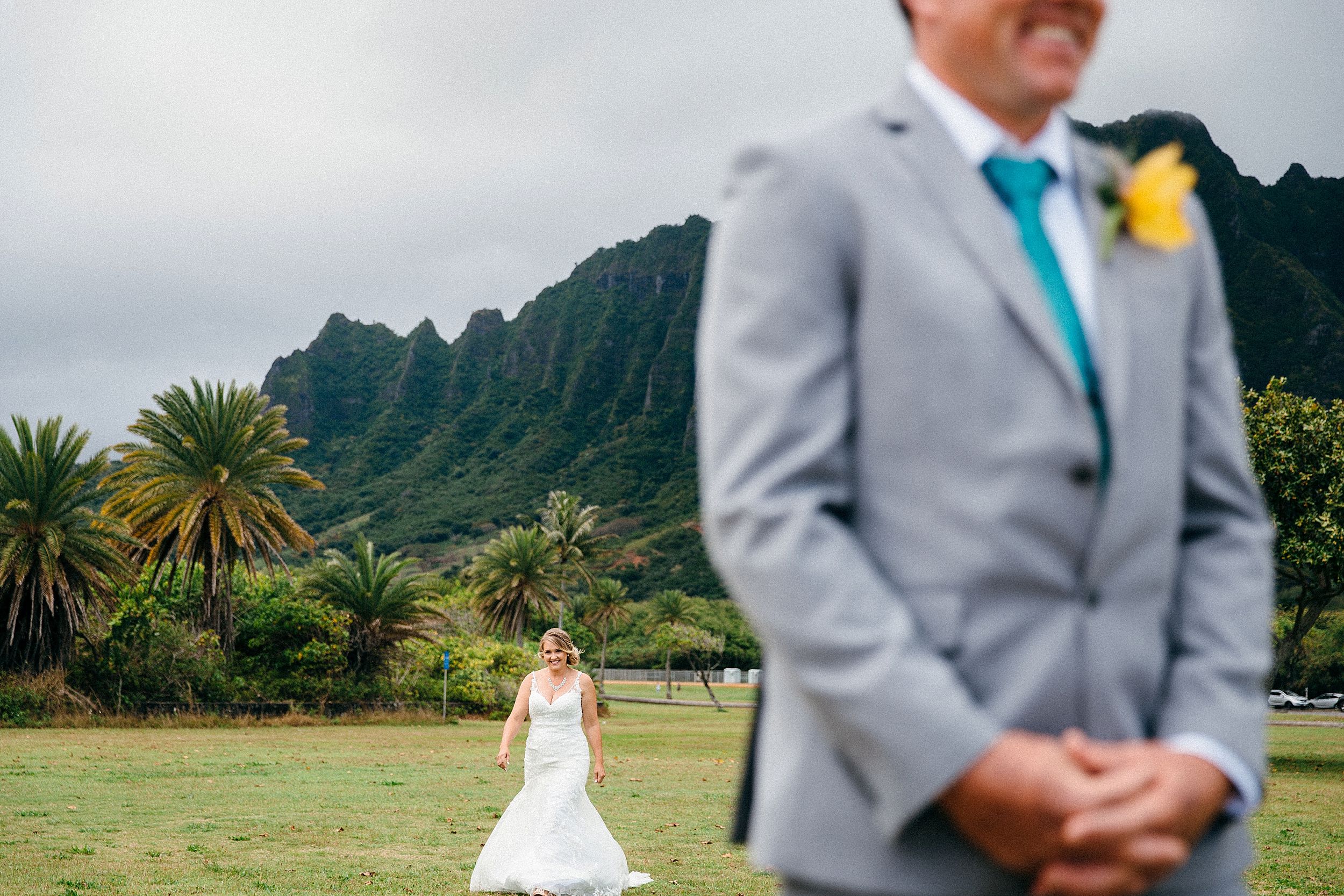  Dani & Mat Elope to Kualoa Ranch's Molii Gardens on Oahu's North Shore 