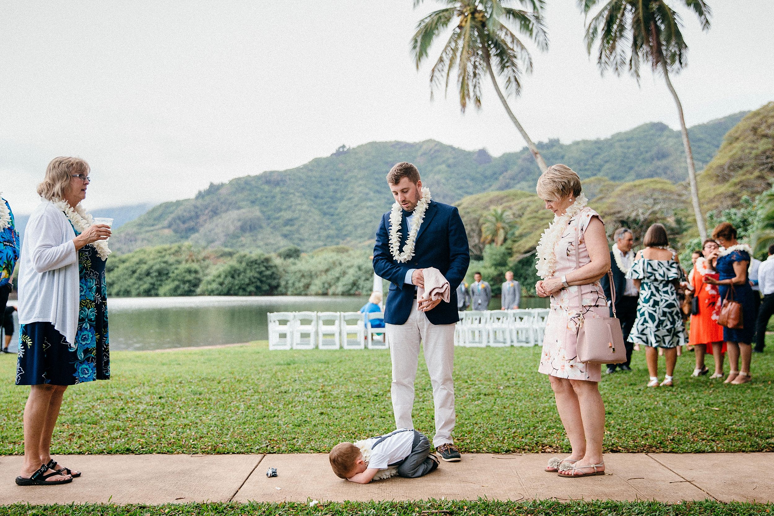  Dani & Mat Elope to Kualoa Ranch's Molii Gardens on Oahu's North Shore 