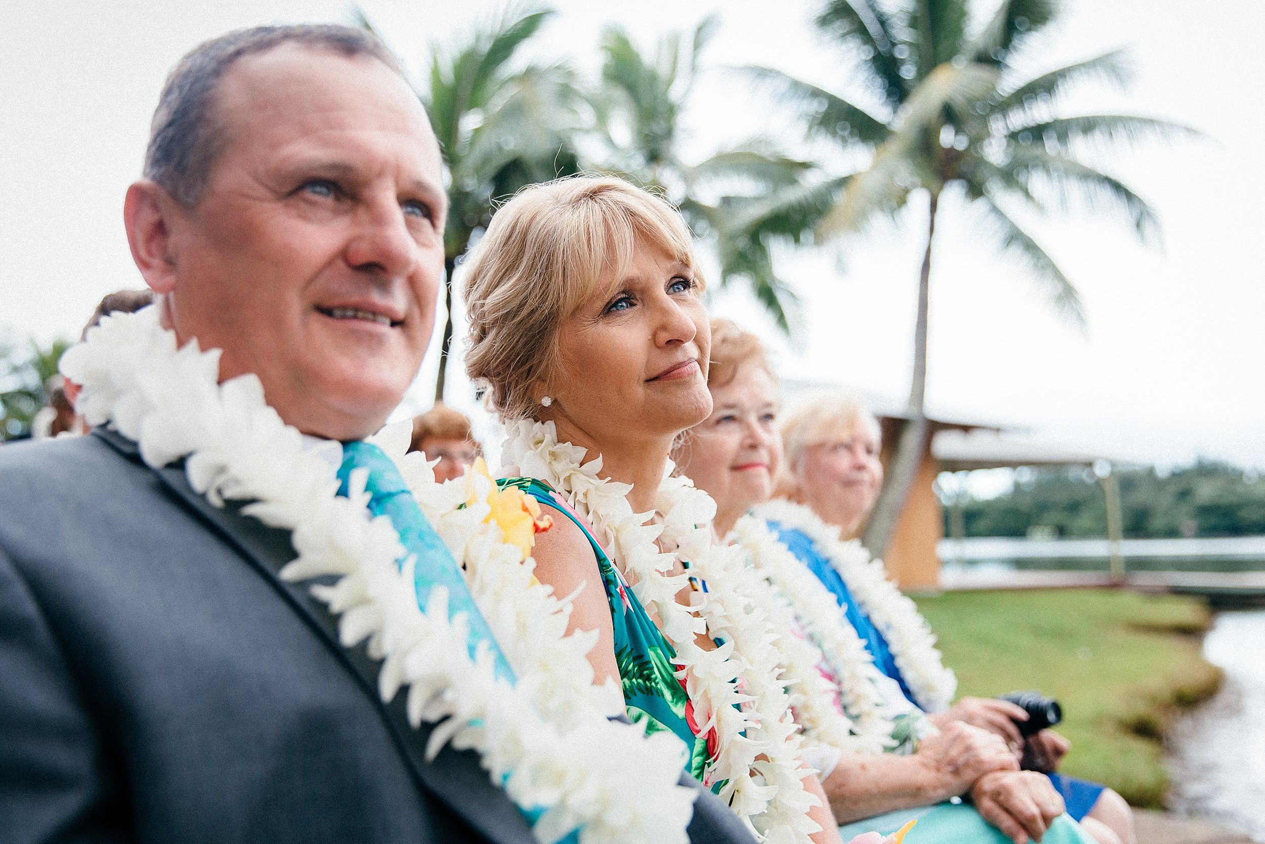  Dani & Mat Elope to Kualoa Ranch's Molii Gardens on Oahu's North Shore 