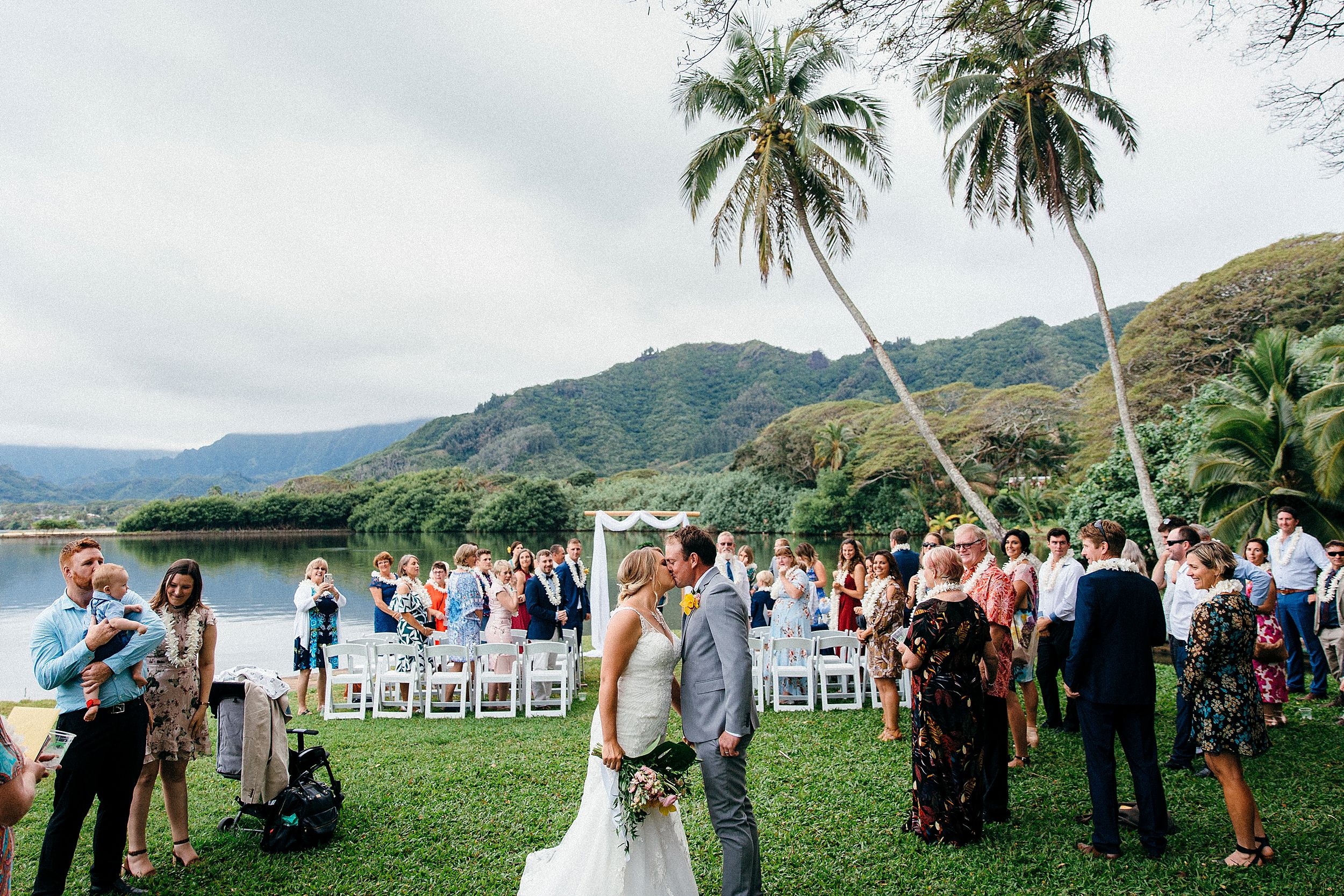  Dani & Mat Elope to Kualoa Ranch's Molii Gardens on Oahu's North Shore 