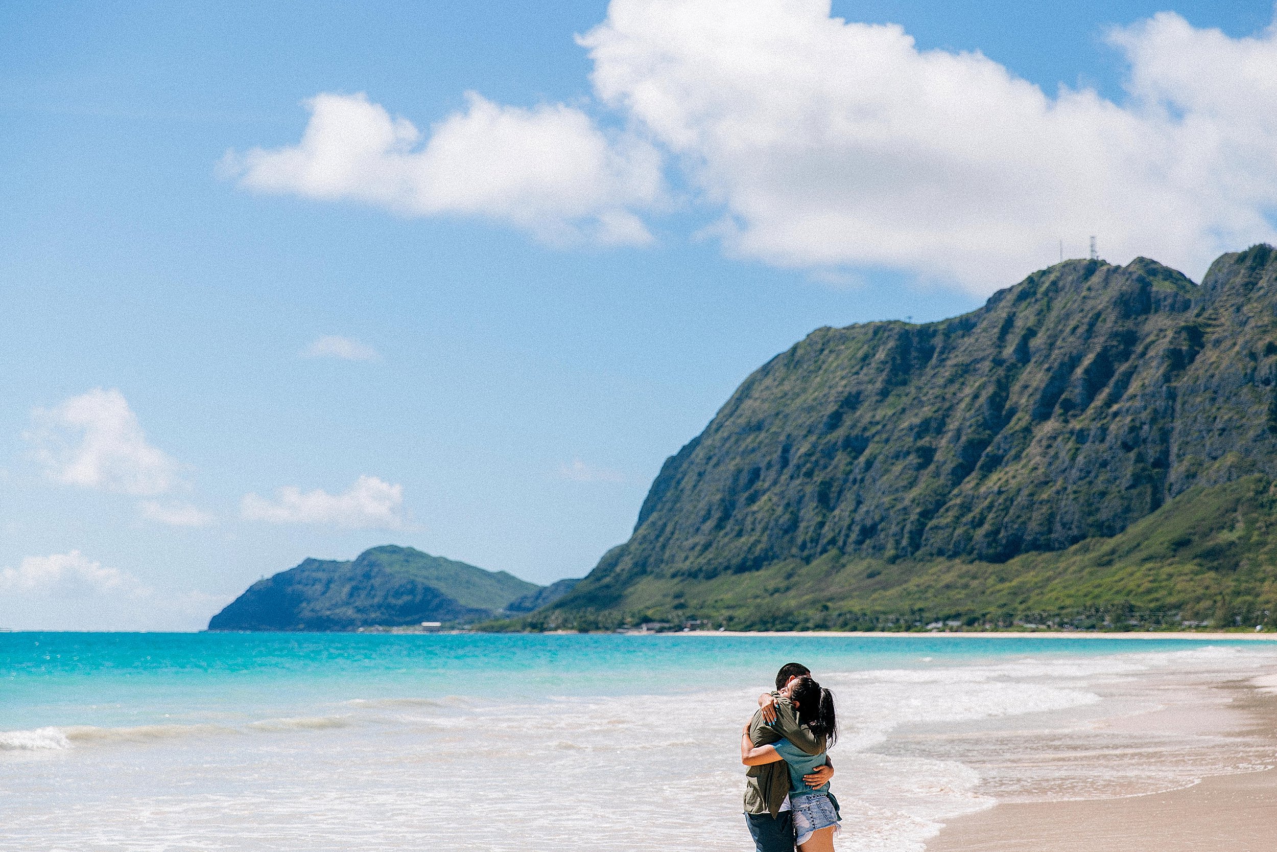  Fun and Playful Mountain Proposal in Waimanalo, Hawaii 