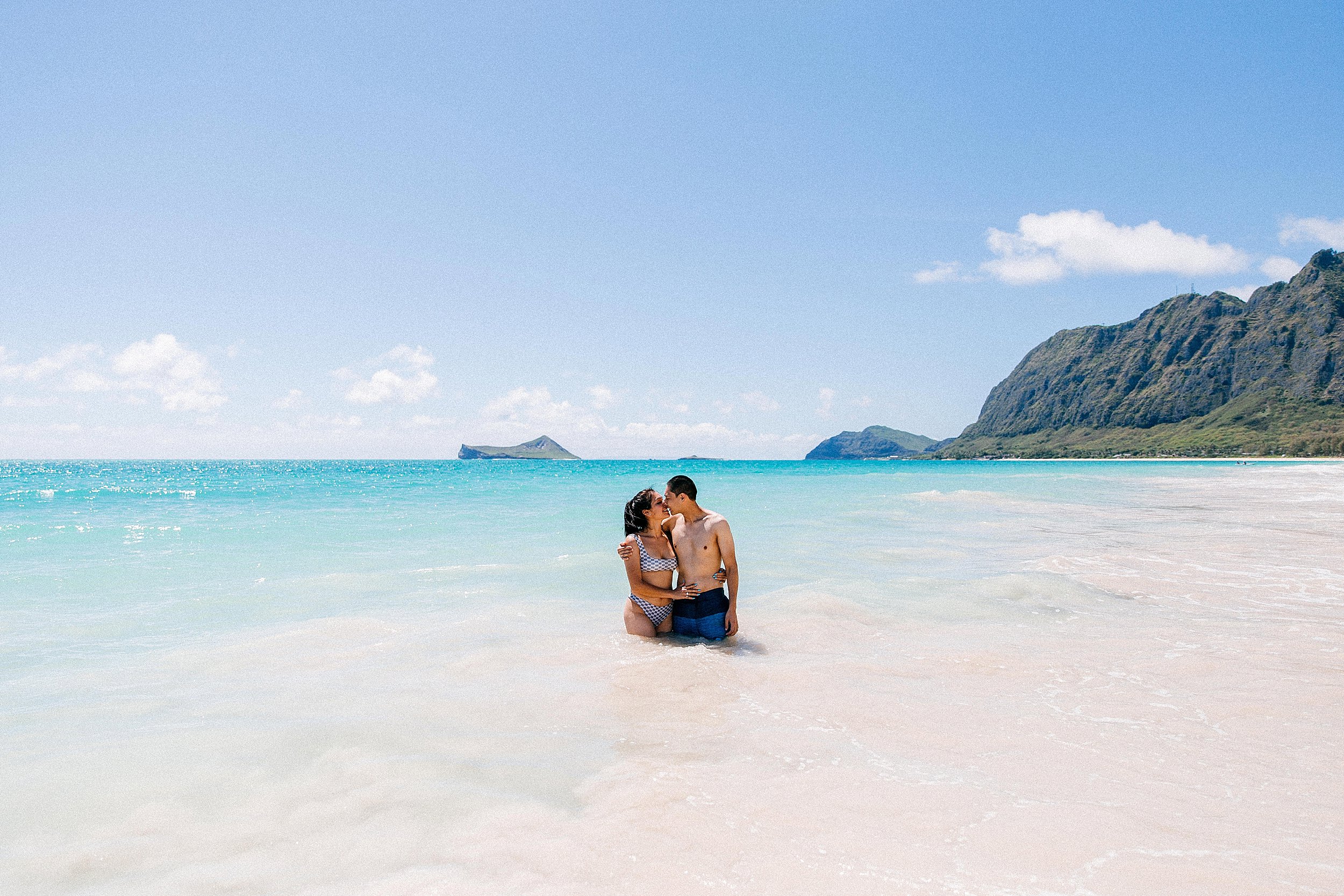  Fun and Playful Mountain Proposal in Waimanalo, Hawaii 