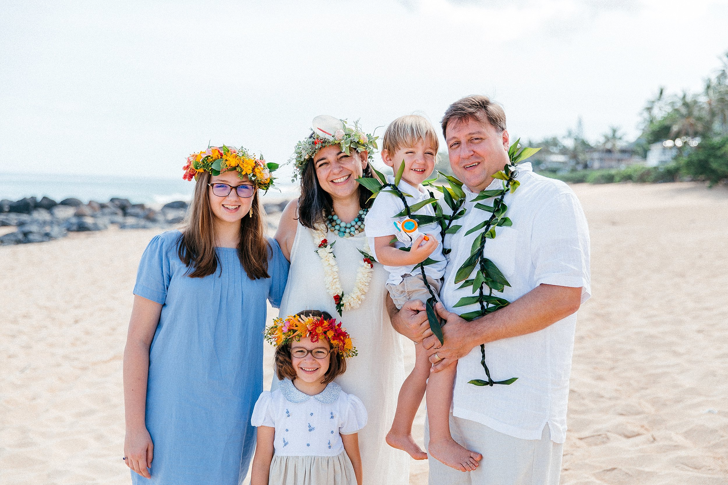  Backyard Hawaii Family Photos and 20th Vow Renewal 