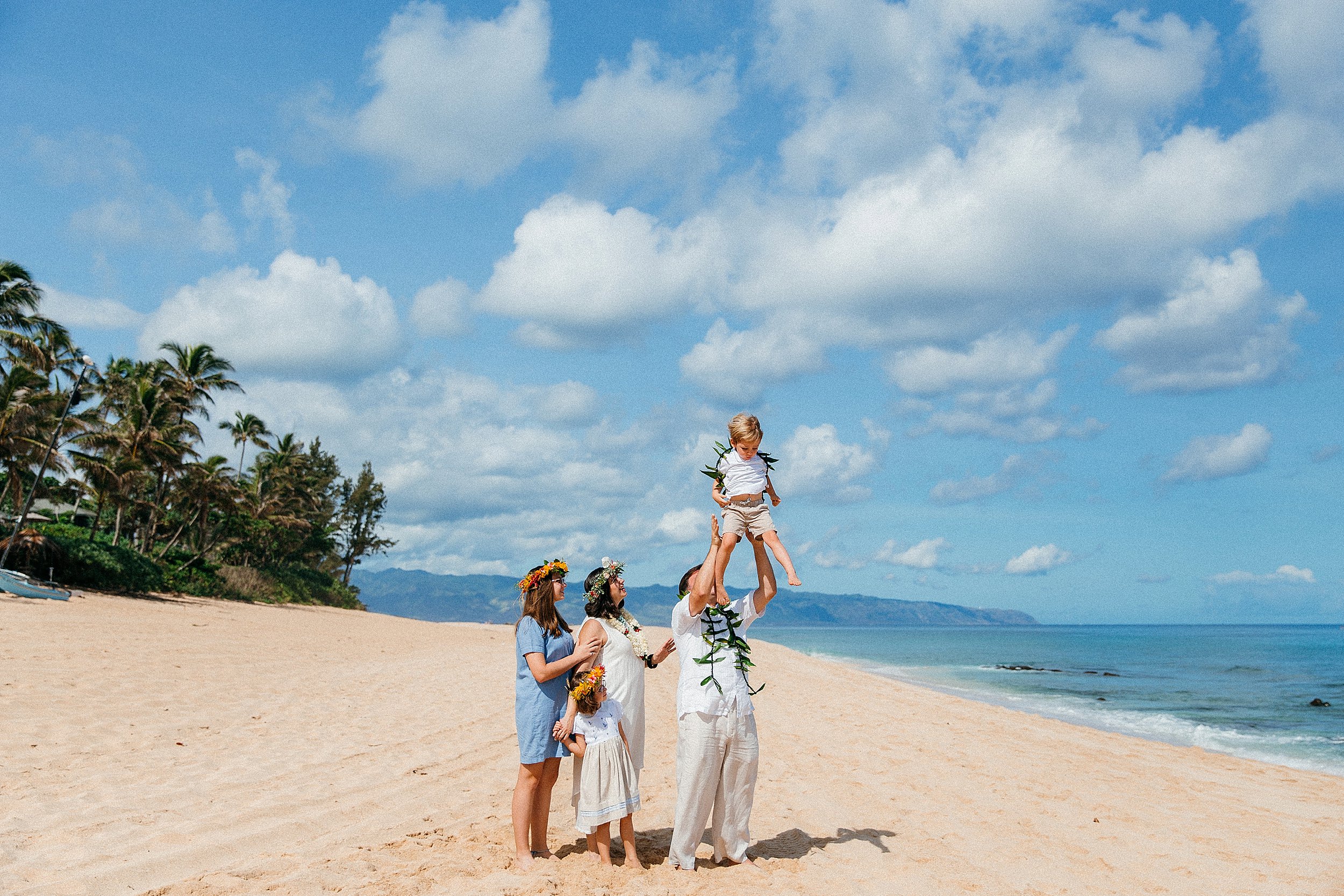  Backyard Hawaii Family Photos and 20th Vow Renewal 