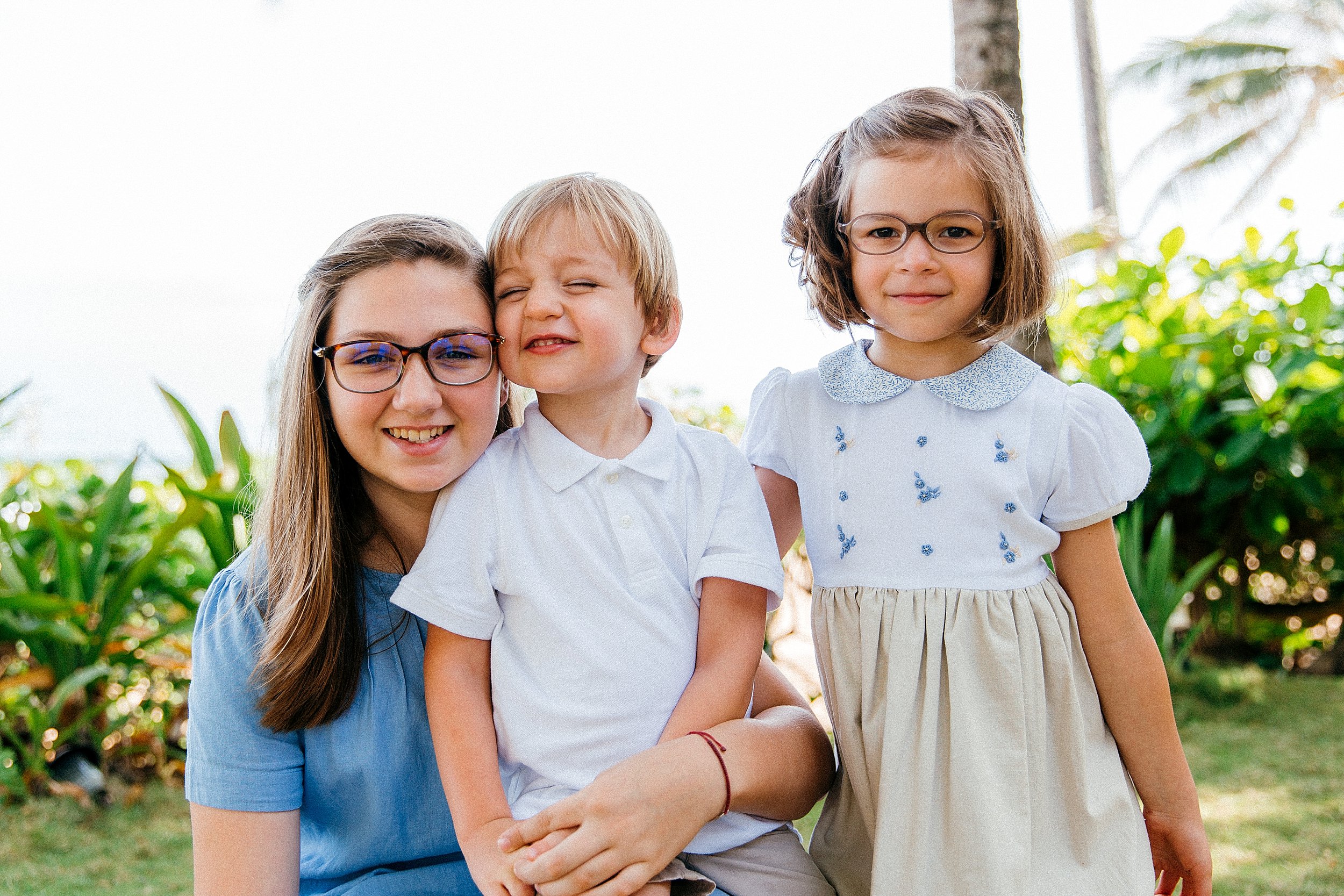  Backyard Hawaii Family Photos and 20th Vow Renewal 