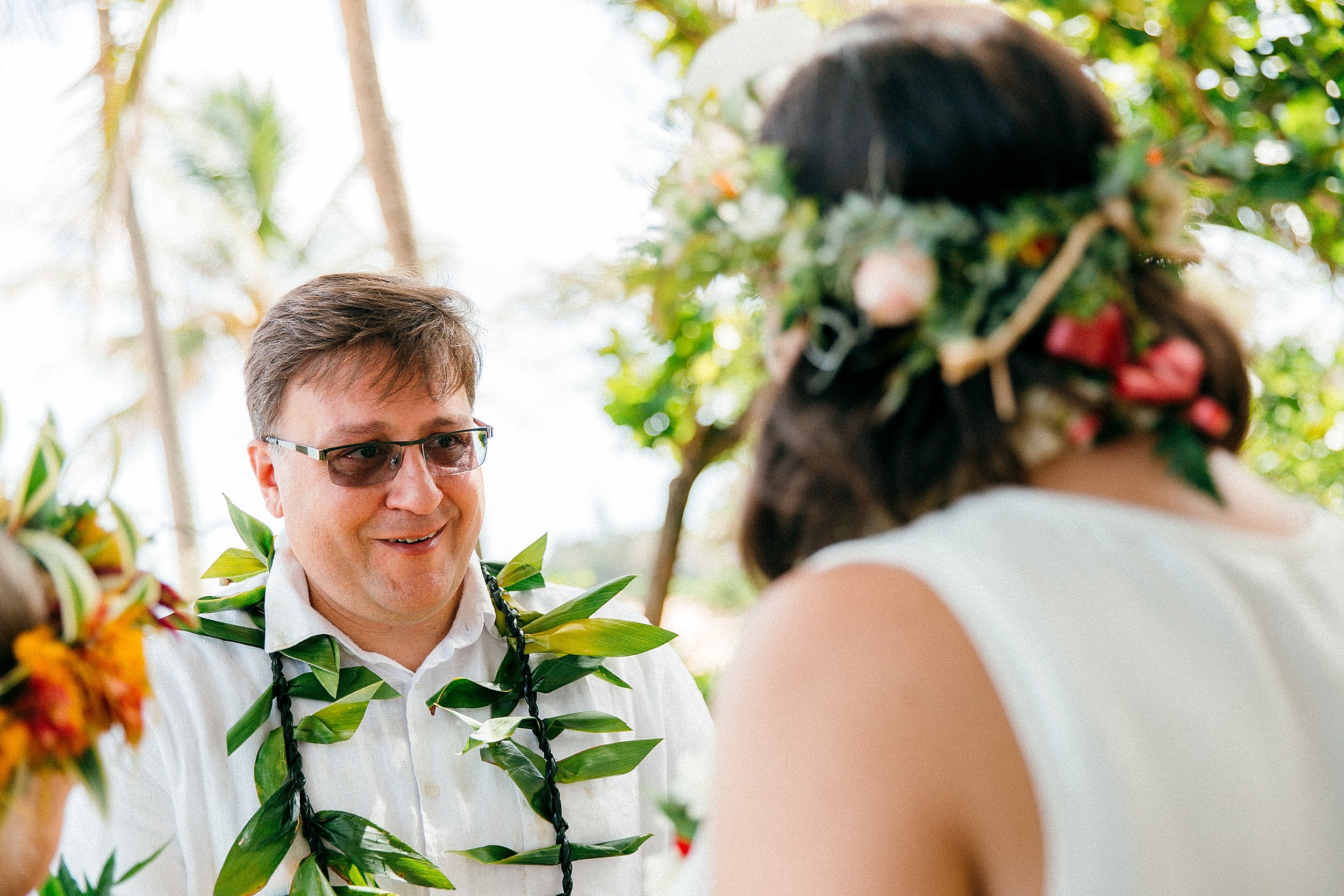  Backyard Hawaii Family Photos and 20th Vow Renewal 