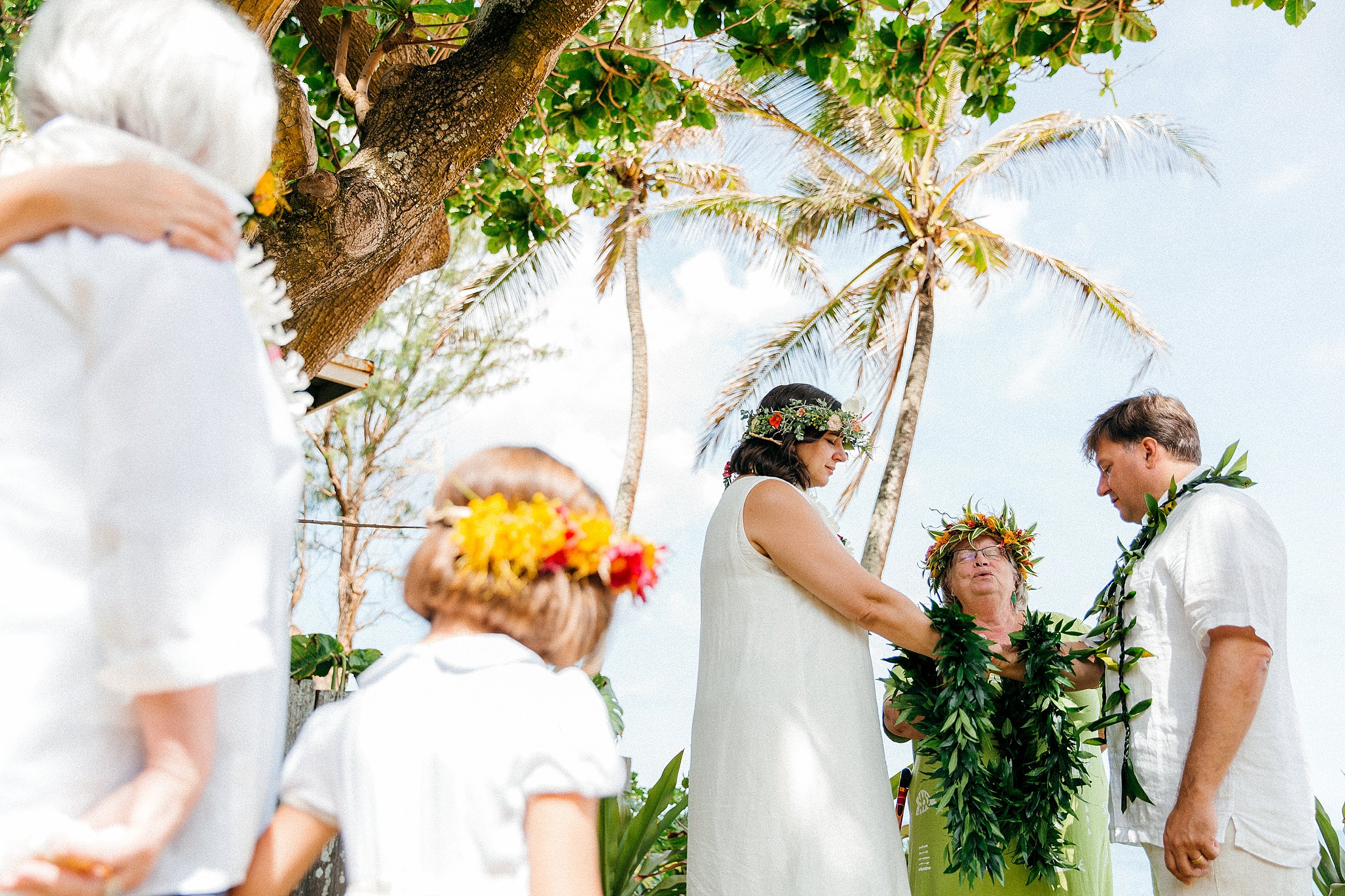  Backyard Hawaii Family Photos and 20th Vow Renewal 