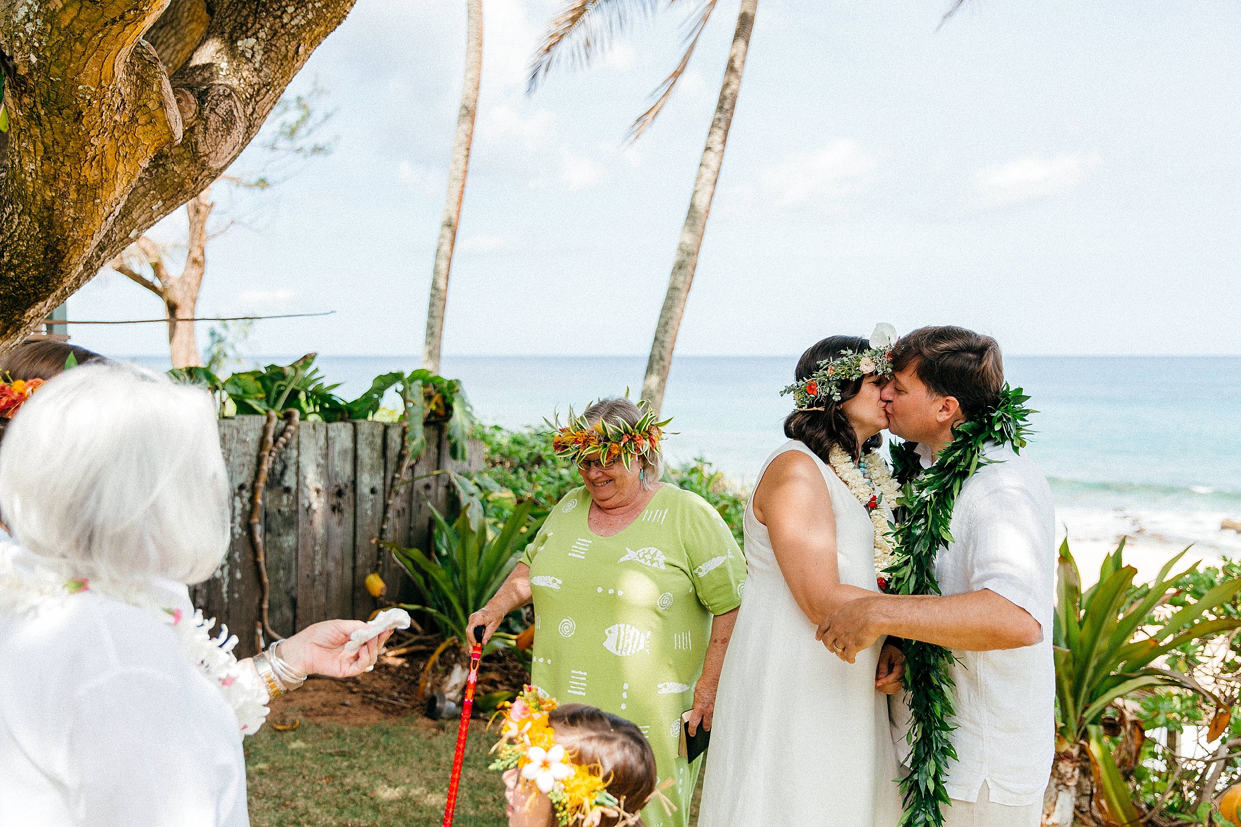  Backyard Hawaii Family Photos and 20th Vow Renewal 